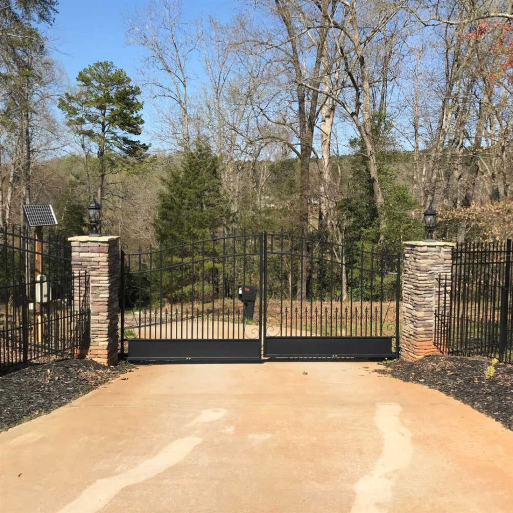 ALEKO Venice Style Steel Dual Swing Driveway Gate (SAK68025)-SAKSBY