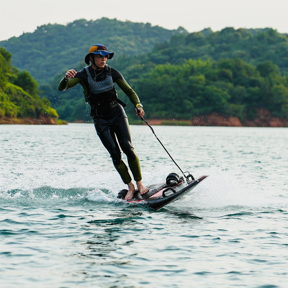EXWAY High-Performance Electric Jet Powered Outdoor Motorized Wake Surfboard For Adults, 10KW (92641728) - Demonstration View