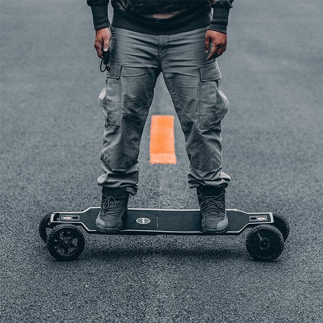 MAXFIND FF Plus 36V/5.2Ah Electric Skateboard & Surfboard, 38" - SAKSBY.com - Electric Skateboards - SAKSBY.com