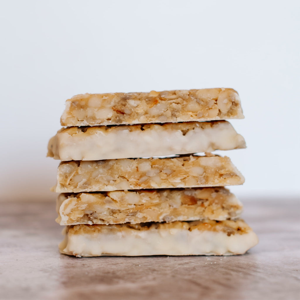 White Chocolate Macadamia Nut Snack Bar (12 Bars)