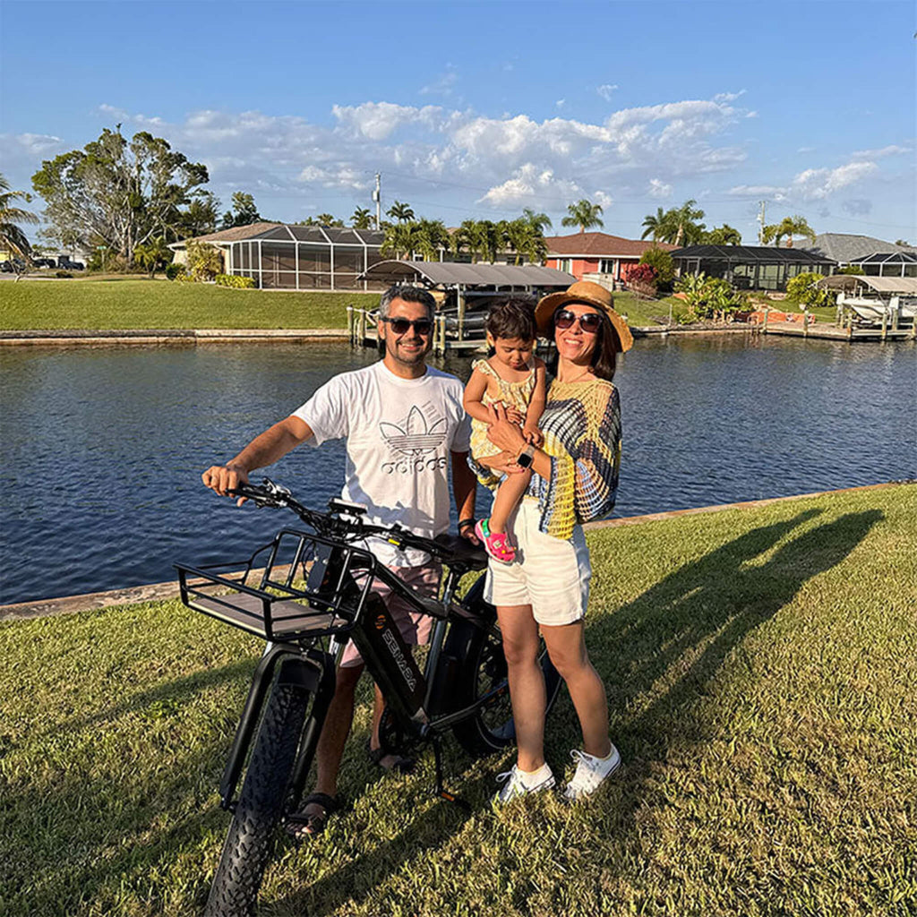 SENADA SABER PLUS 48V/21AH 1000W Electric All-Terrain Fat Tire Bike (SAK82547) - Lifestyle View