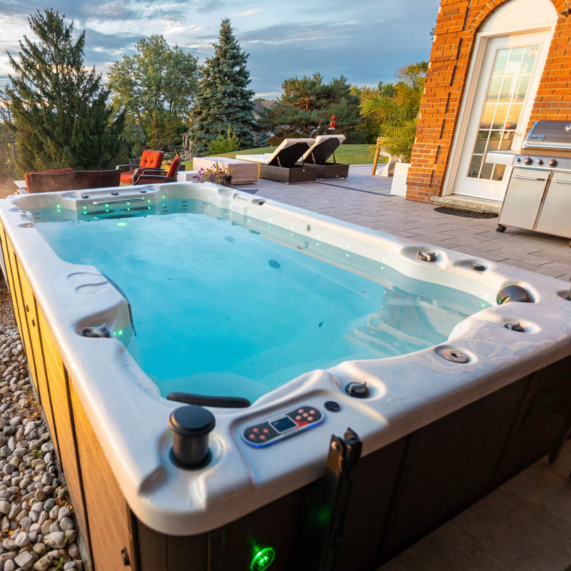 CANADIAN SPA COMPANY 13FT ST. LAWRENCE 12 Person 15-Jet Portable Hot Tub [KS-10027] (SAK29468) - Top Left View