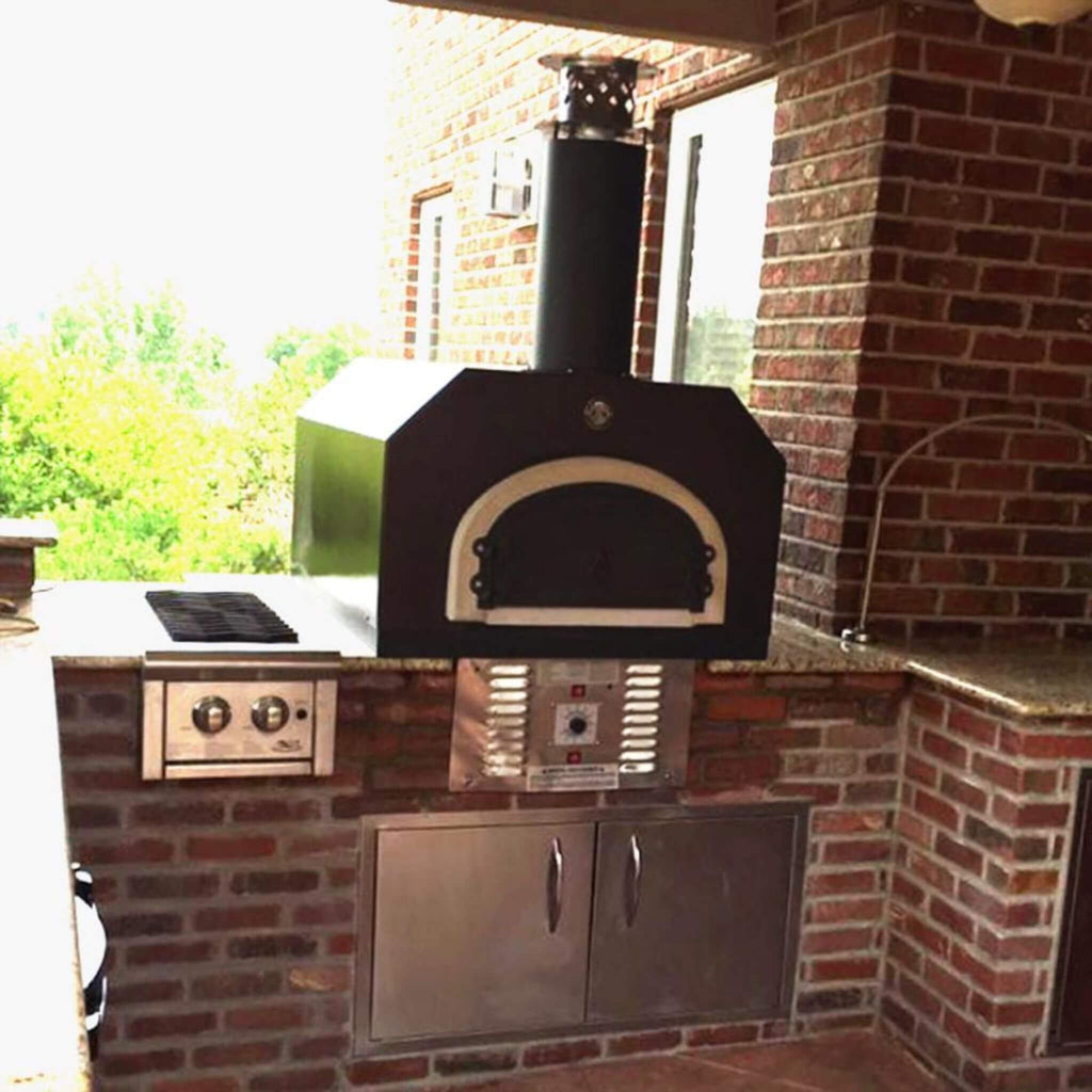 Chicago Brick Oven CBO-750 Residential Hybrid Countertop Pizza Oven With No Skirt [CBO-O-CT-750-HYB] (SAK14259) - Saksby Wholesale - Lifestyle Image Kitchen With Red Bricks