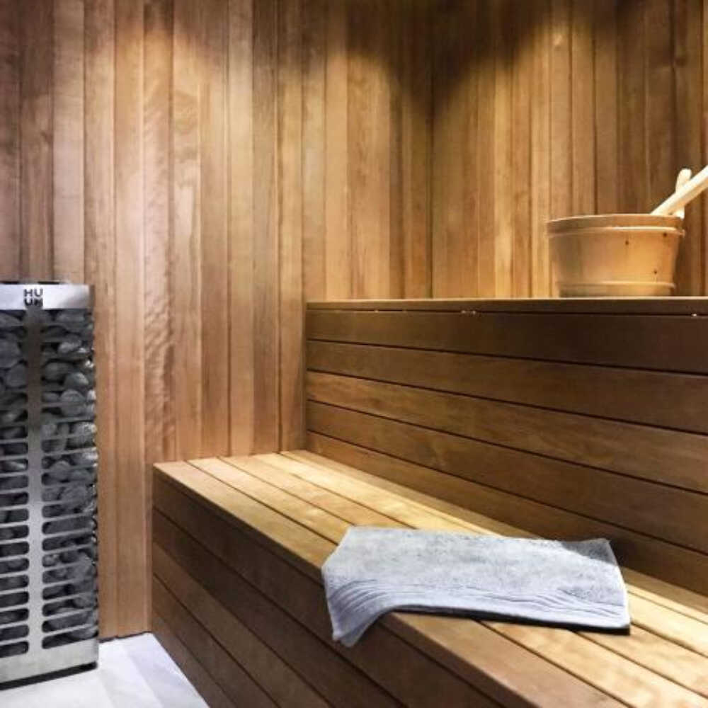 HUUM STEEL Mini 4 Stainless Steel Wall Mount 3.5kW Sauna Heater, 38.4" (SAK91573) -SAKSBY