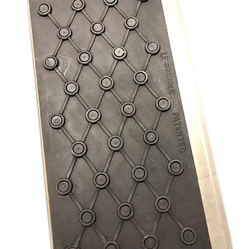 Le Griddle Ultimate Built In Countertop Propane Gas Griddle 41 Inch GFE105 Rubber Grip Top View