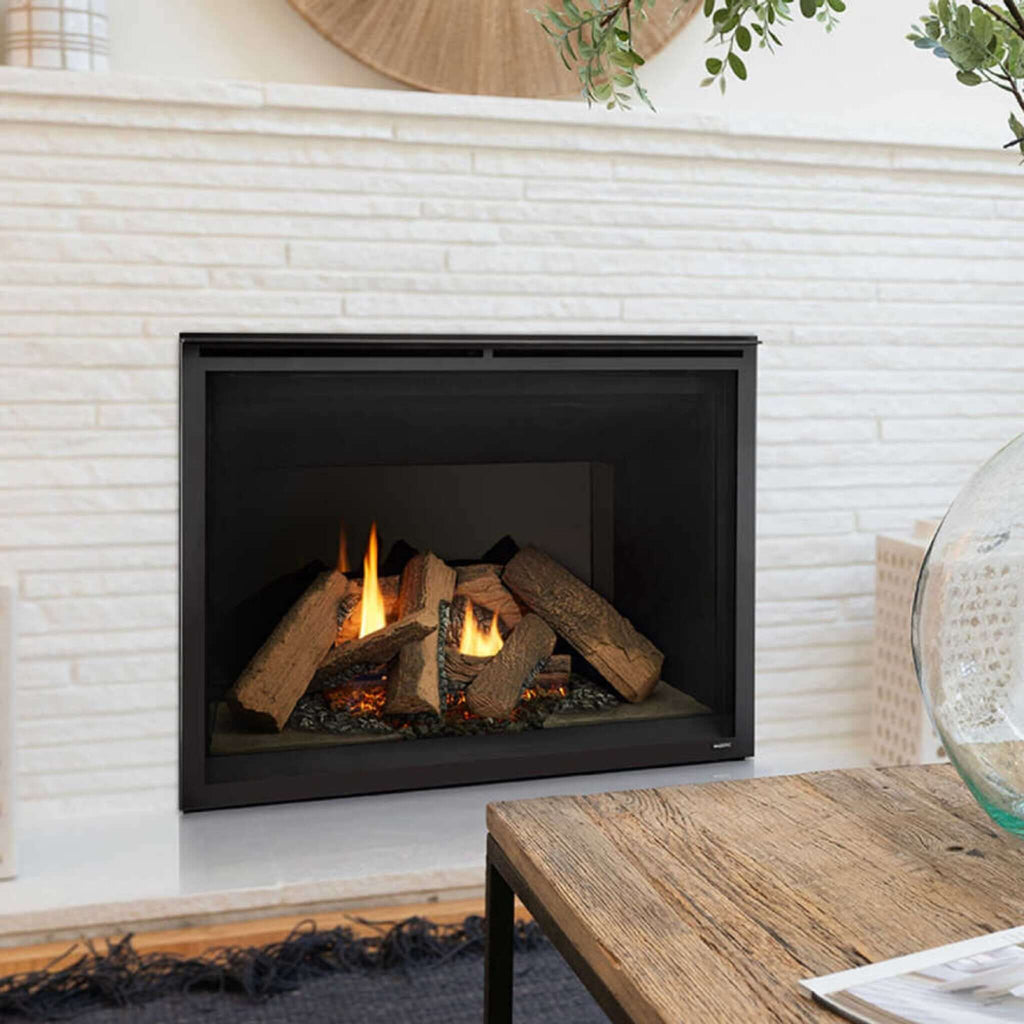 Majestic Meridian 36" Direct Vent Fireplace [MER36N/L] SAKSBY - Living Room View