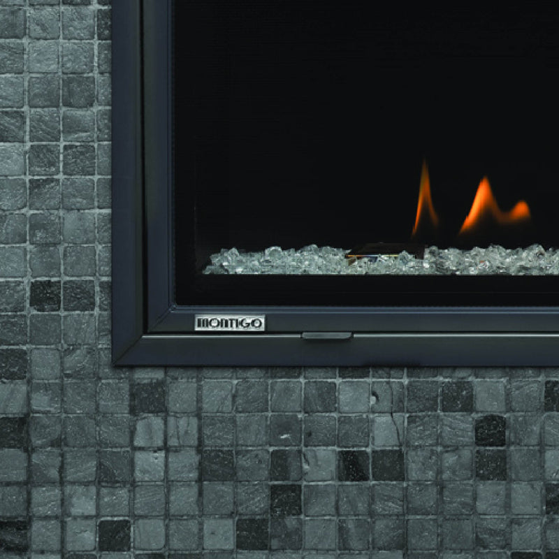 Montigo DelRay 48" Linear Direct Vent Gas Fireplace [DRL4813NI] (SAK56049) SAKSBY - Display  View