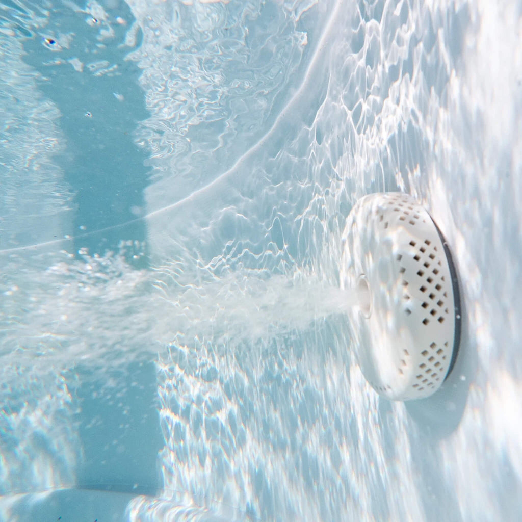 MSpa Cocoon Verto Series Six-Person Inflatable Round Hot Tub With Hydromassage [F-CO066WE] (SAK50928) - Saksby Wholesale - Water Jet