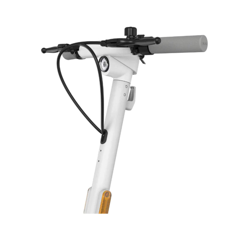 Okai Beetle Pro EA10C 900W 48V/10.4AH Small Foldable Electric Scooter With Seat, White (SAK73526) - Saksby Wholesale - Focus Details