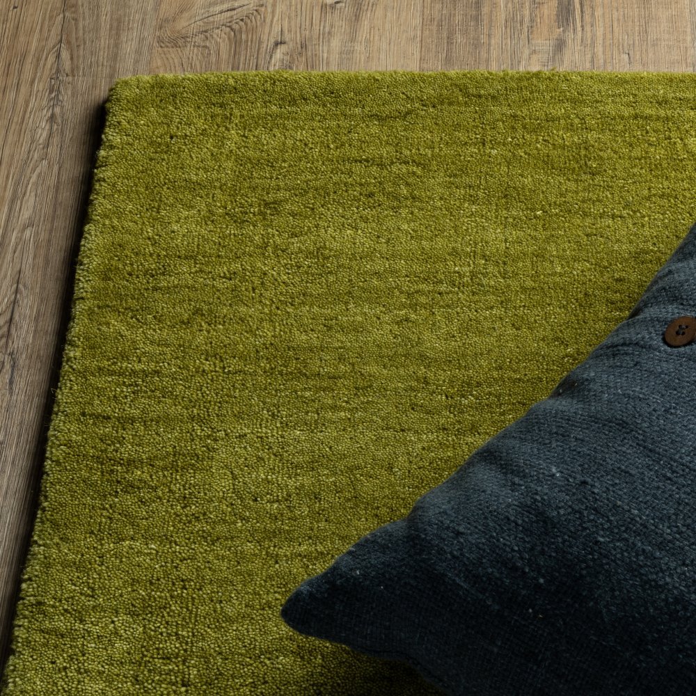 Oriental Weavers Aniston 27116 Olive Casual Sleek Solid Wool Indoor Area Rectangle Rug (SAK17248)
