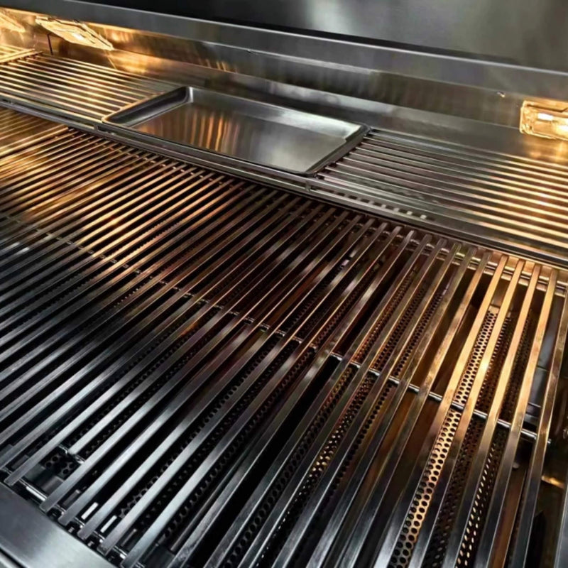 TrueFlame Built-In Gas Stainless Steel Freestanding Grills With 3 To 5  Built In Burners (SAK76845) SAKSBY -Grill View