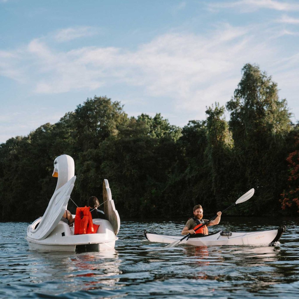 Bay ST - SAKSBY.com - Kayak - SAKSBY.com